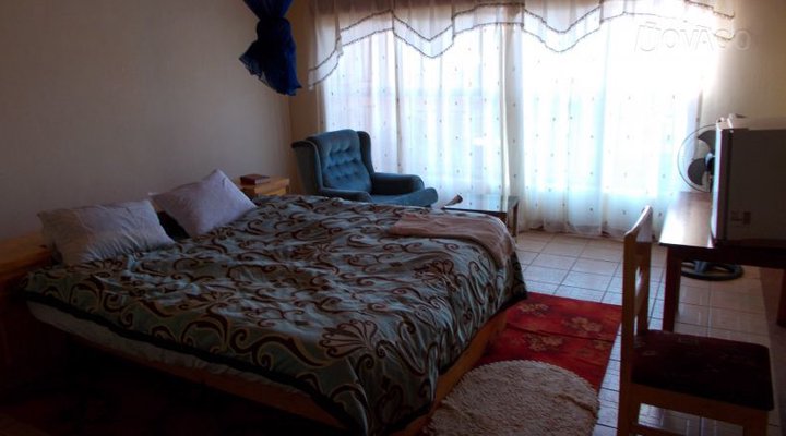 Nyachenda Motel