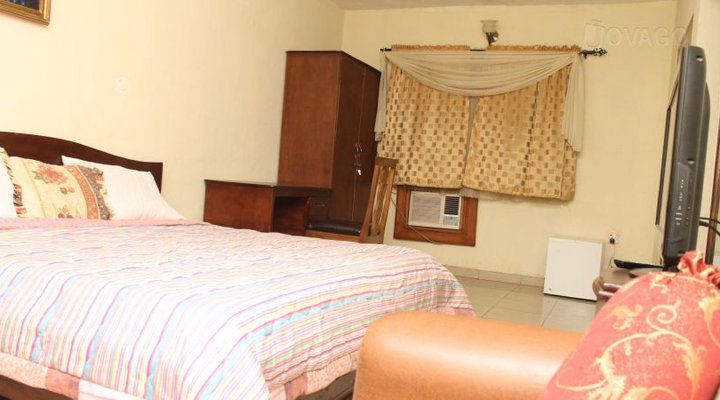 Afotem Hotel and Suites