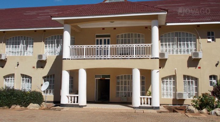 Hapuwani Village Lodge
