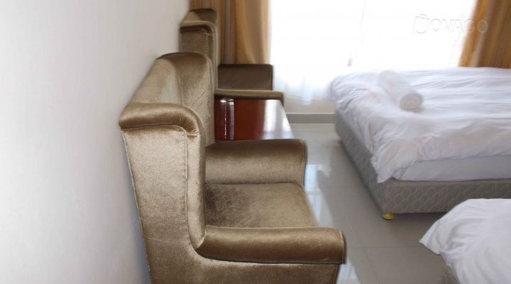Hapuwani Village Lodge
