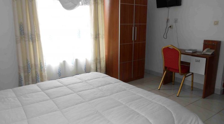 Eastern Country Hotel