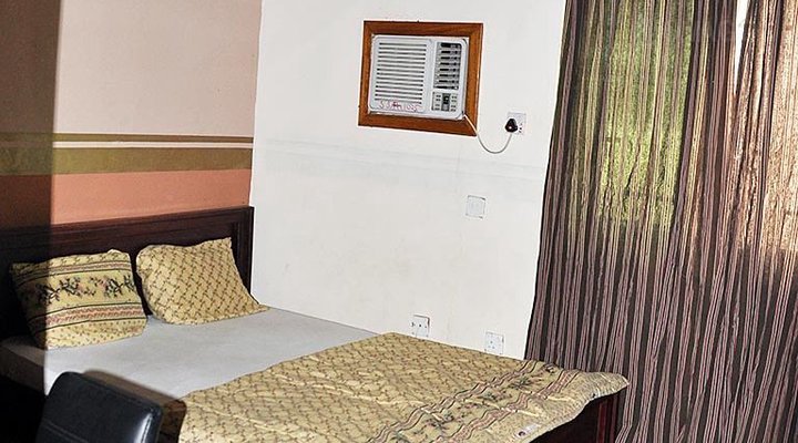 Suite Supremo Limited