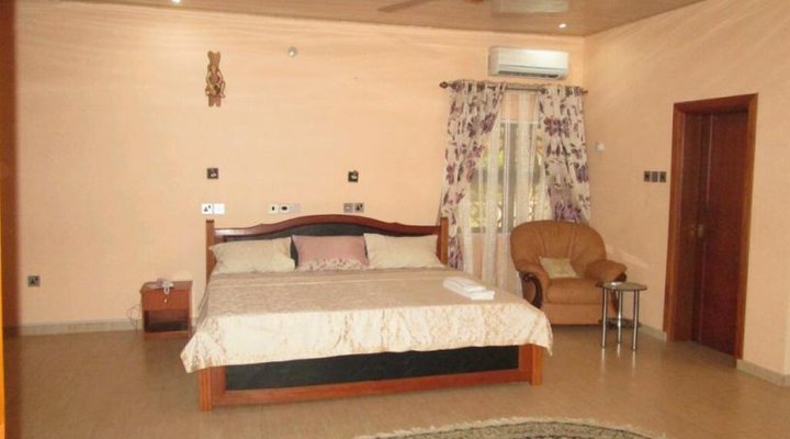 Chelsea Holiday Homes & Hotels