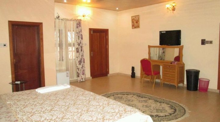 Chelsea Holiday Homes & Hotels