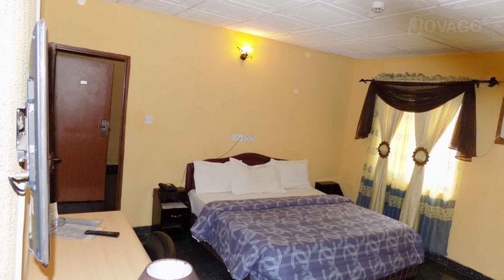 Kingstone Grand Suite