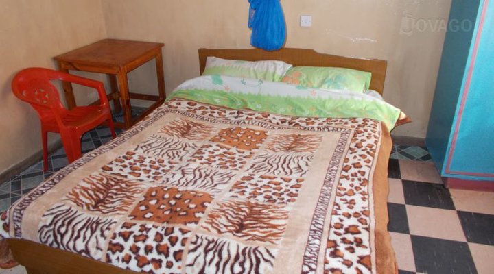Tukumphire Guest House