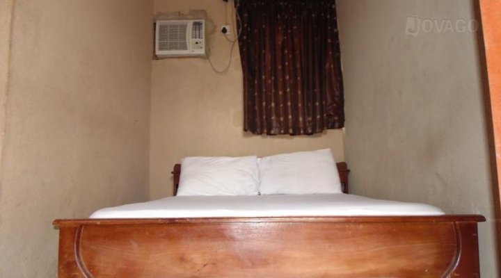 Nulge Guest House And Relaxation Centre