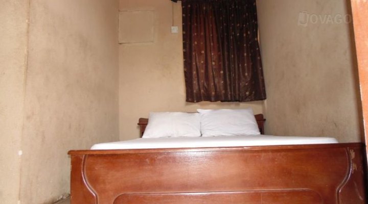 Nulge Guest House And Relaxation Centre