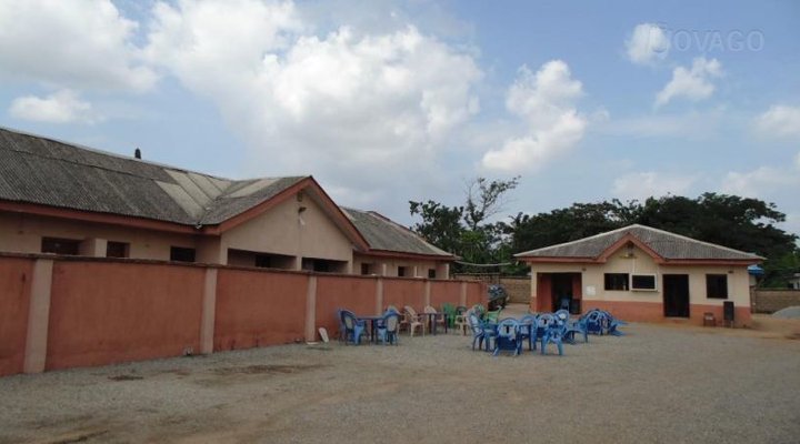 Nulge Guest House And Relaxation Centre