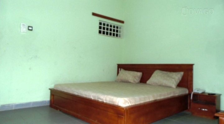 Sayos Hotel & Suites