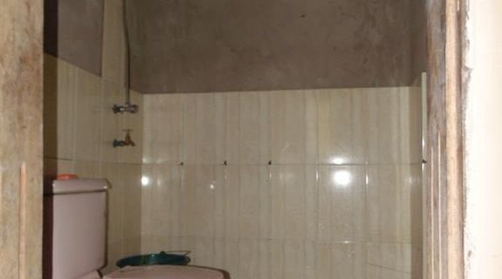 Kenny Sam Best Hotel