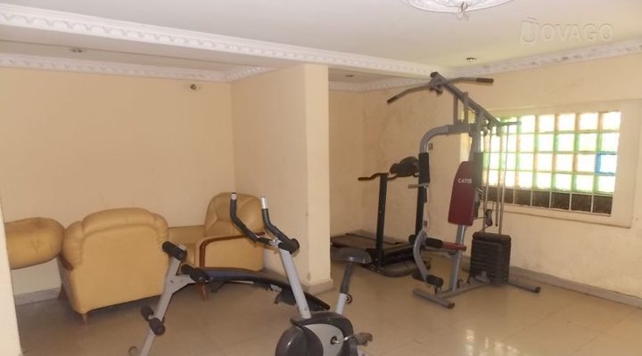 First Victoria Castle Hotel & Suites
