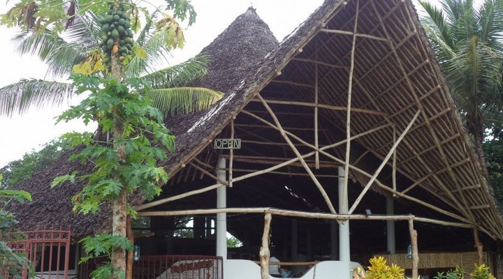 Travellers Inn Resort