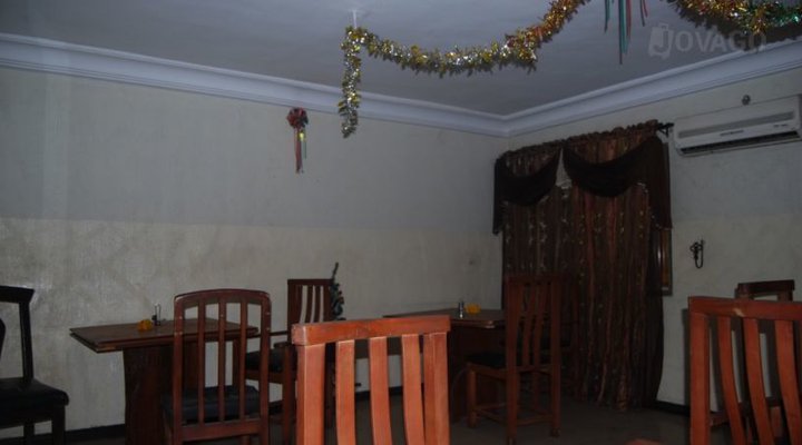 Jolac Hotel And Suites