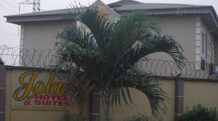 Jolac Hotel And Suites