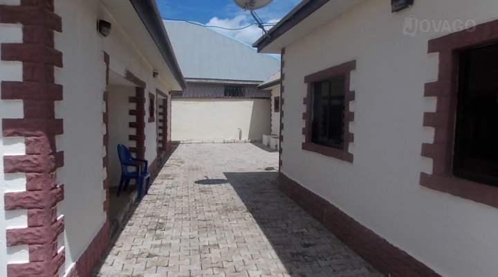 Mavillah Apartment and Suites