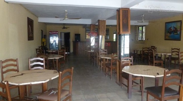 Oghara Hotel