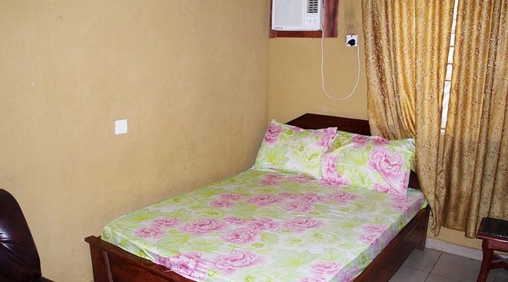 Golden Click Guest House & Event Center