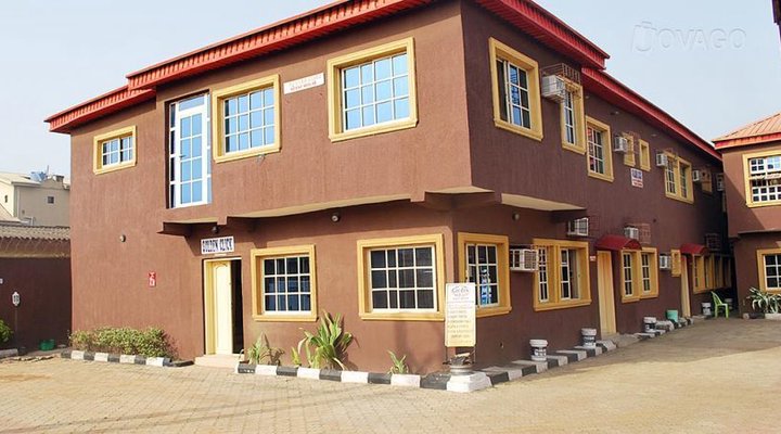 Golden Click Guest House & Event Center