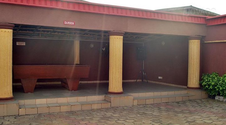 Golden Click Guest House & Event Center