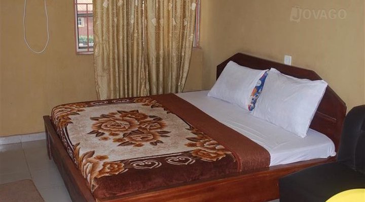 Golden Click Guest House & Event Center