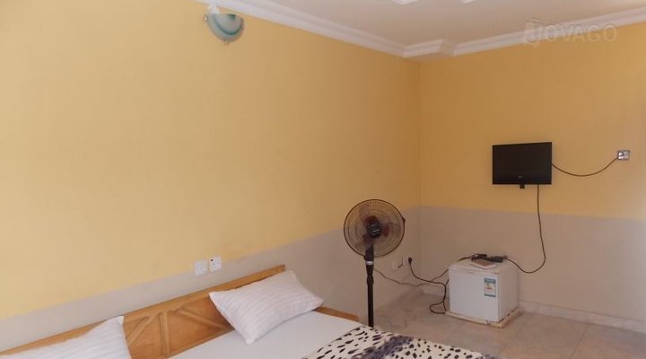 Sunshine Holiday Resort & Hotel Limited