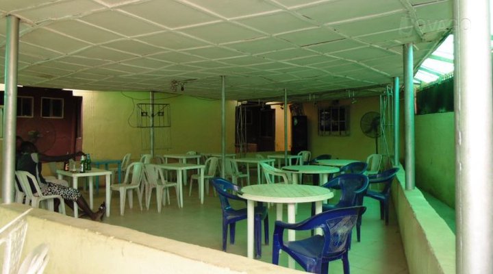 Victory Palace Hotel