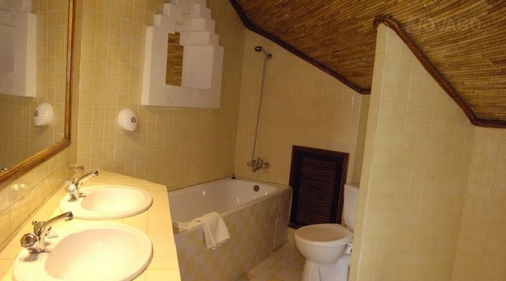 La Teranga Hotel and Villas