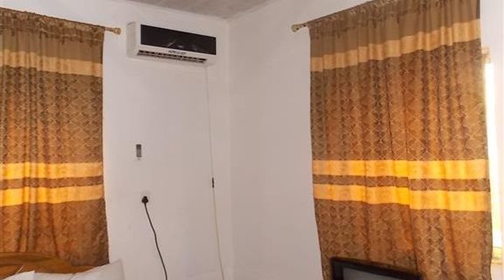 Akatiki Guest Room
