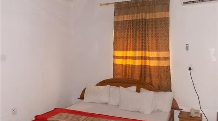 Akatiki Guest Room