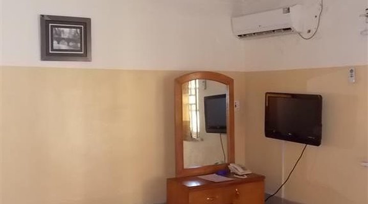 Akpa Guest House