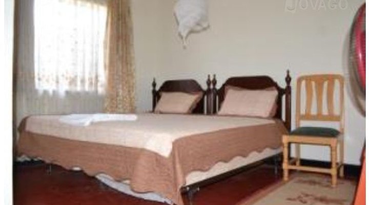 Hotel Hilltop & Country Club