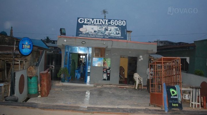 Gemini 6080 Bar And Guest House