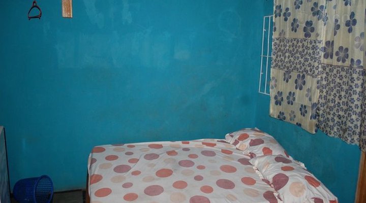 Gemini 6080 Bar And Guest House
