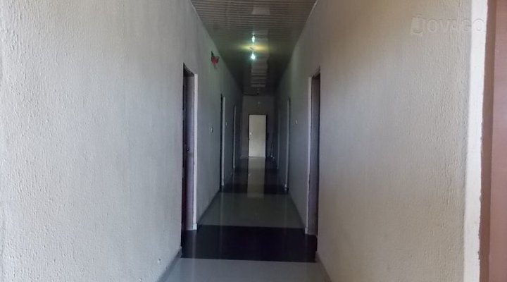Arolak Model Hotel