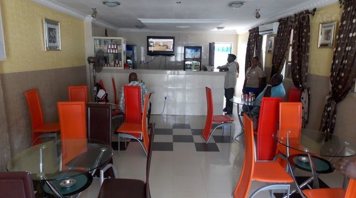 Holly Field Hotel Limited