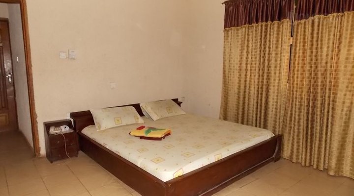 Akinmole Guest House