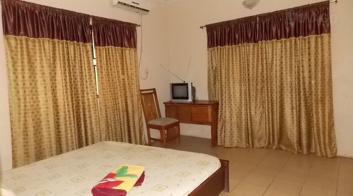 Akinmole Guest House