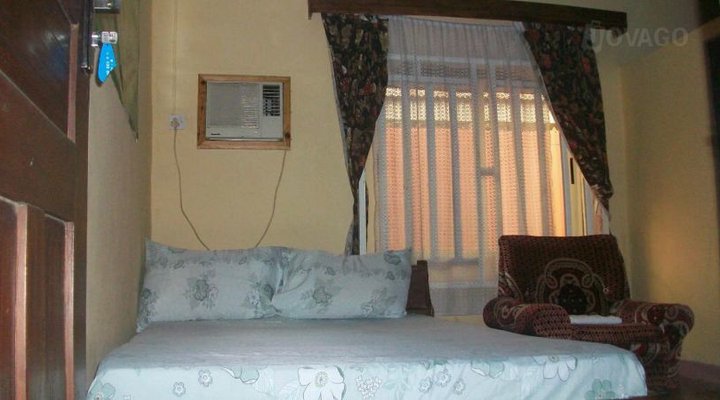 Cross Bee Guest House