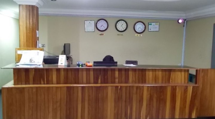 His Grace Hotel & Suites