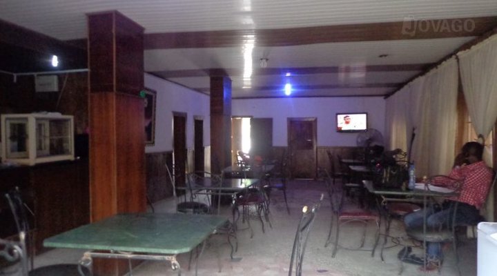 Pet Mobel Hotel and Garden
