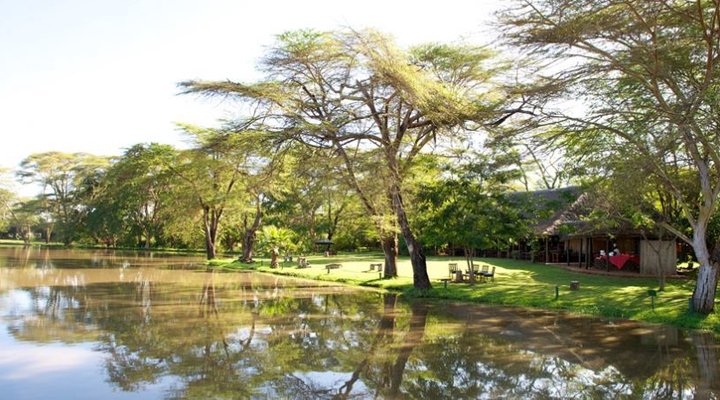 Voyager Ziwani Camp