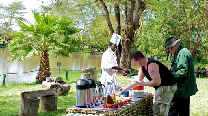 Voyager Ziwani Camp