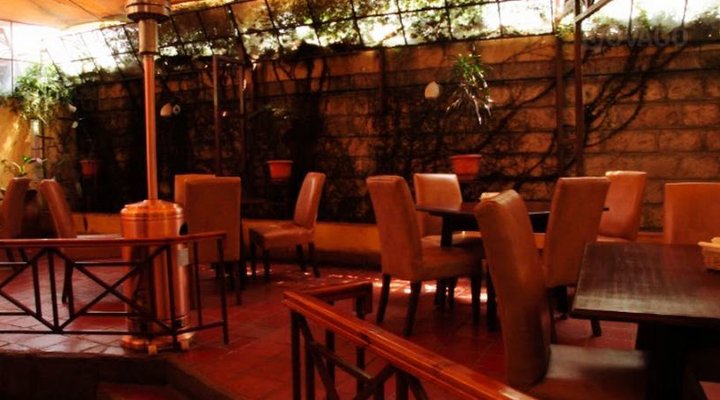 Country House Inn