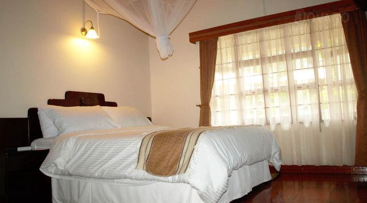 Country House Inn