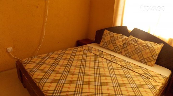 Phoenix Suites & Inn