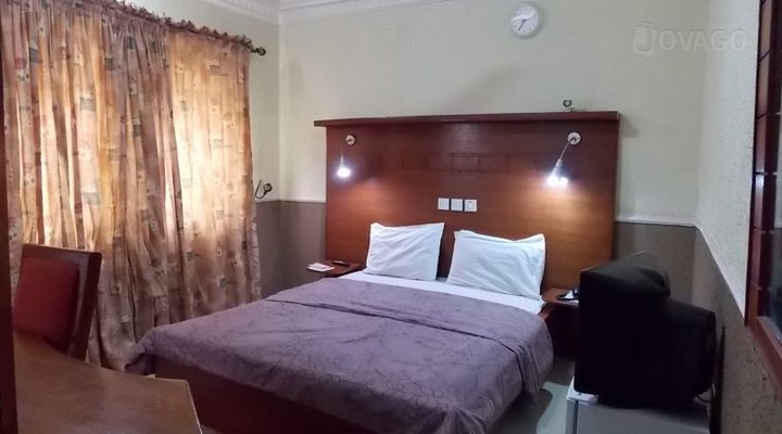 Majerita Hotel and Suites