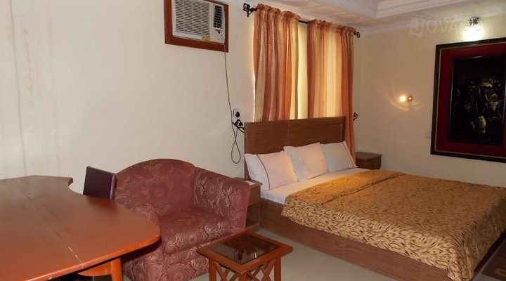 Majerita Hotel and Suites