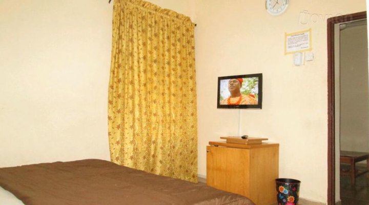 Sweet Dreams Hotel & Suites