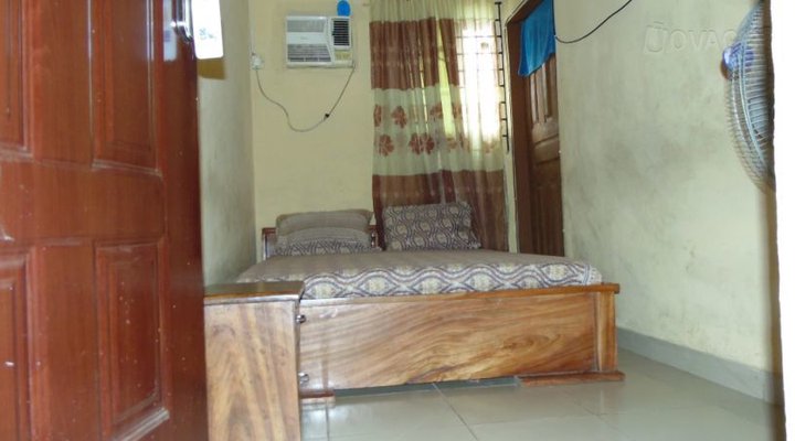 Cool Planet Inn (Elliot)